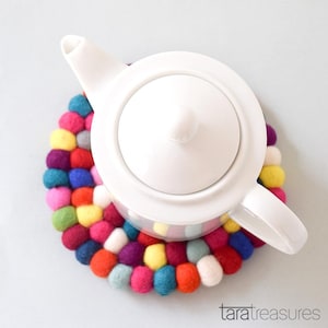 Felt Ball Pot Teapot Trivet 20cm