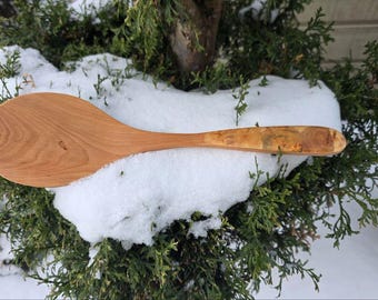 Pannenkoekenspatel: lange houten spatel, handgemaakte jeneverbesspatel, milieuvriendelijk keukengerei