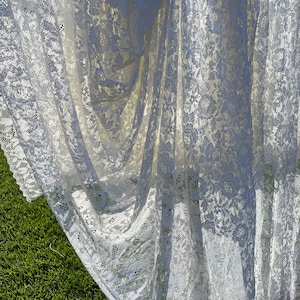 Vintage curtain Shabby chic curtain Rod pocket curtain Retro curtain Old lace curtain Romantic curtain Bohemian curtain White lace curtain