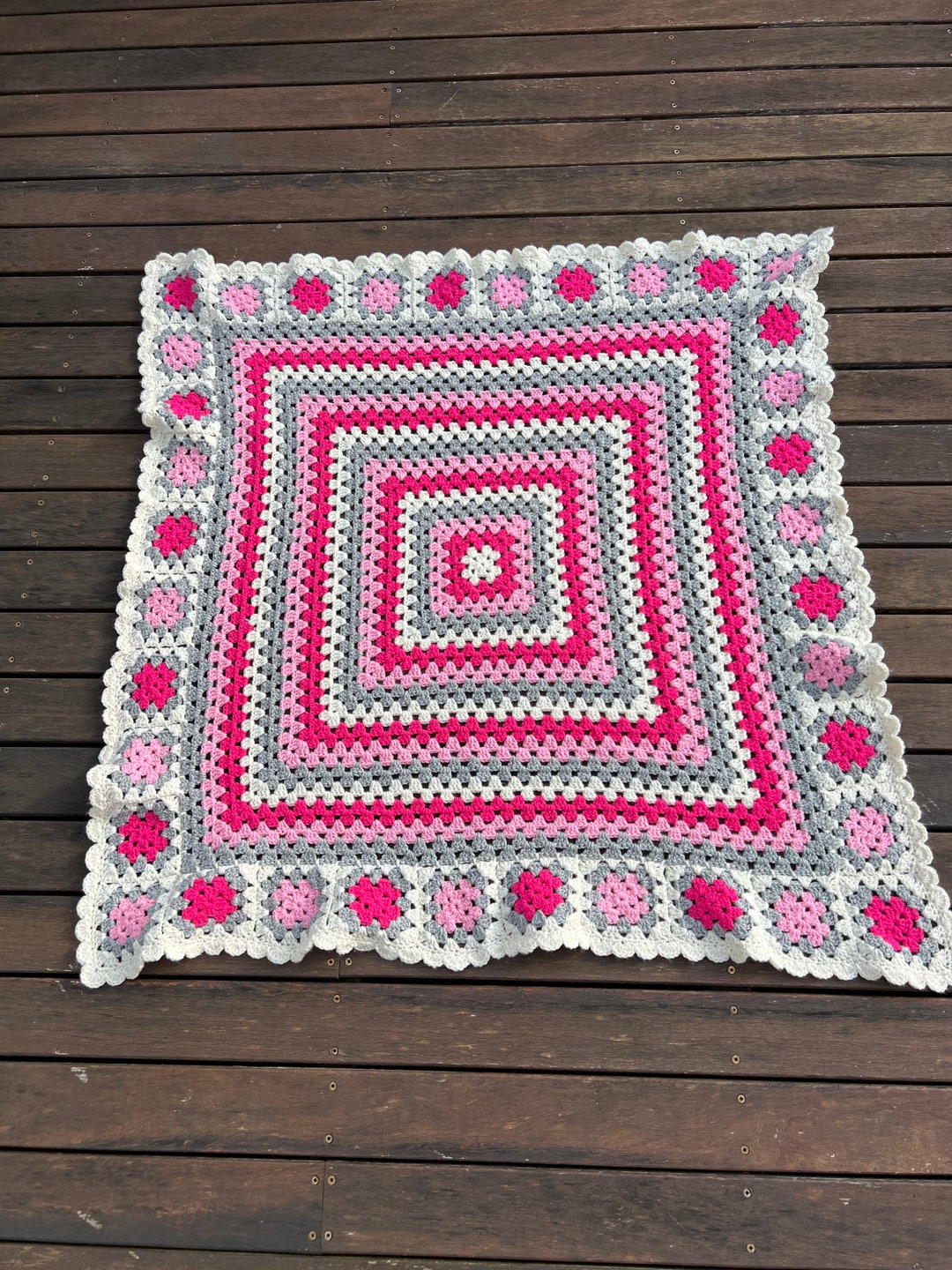 Vintage Throw Handmade Crochet Throw Girl Bed Throw 60s Blanket Retro Throw Old Throw Crochet