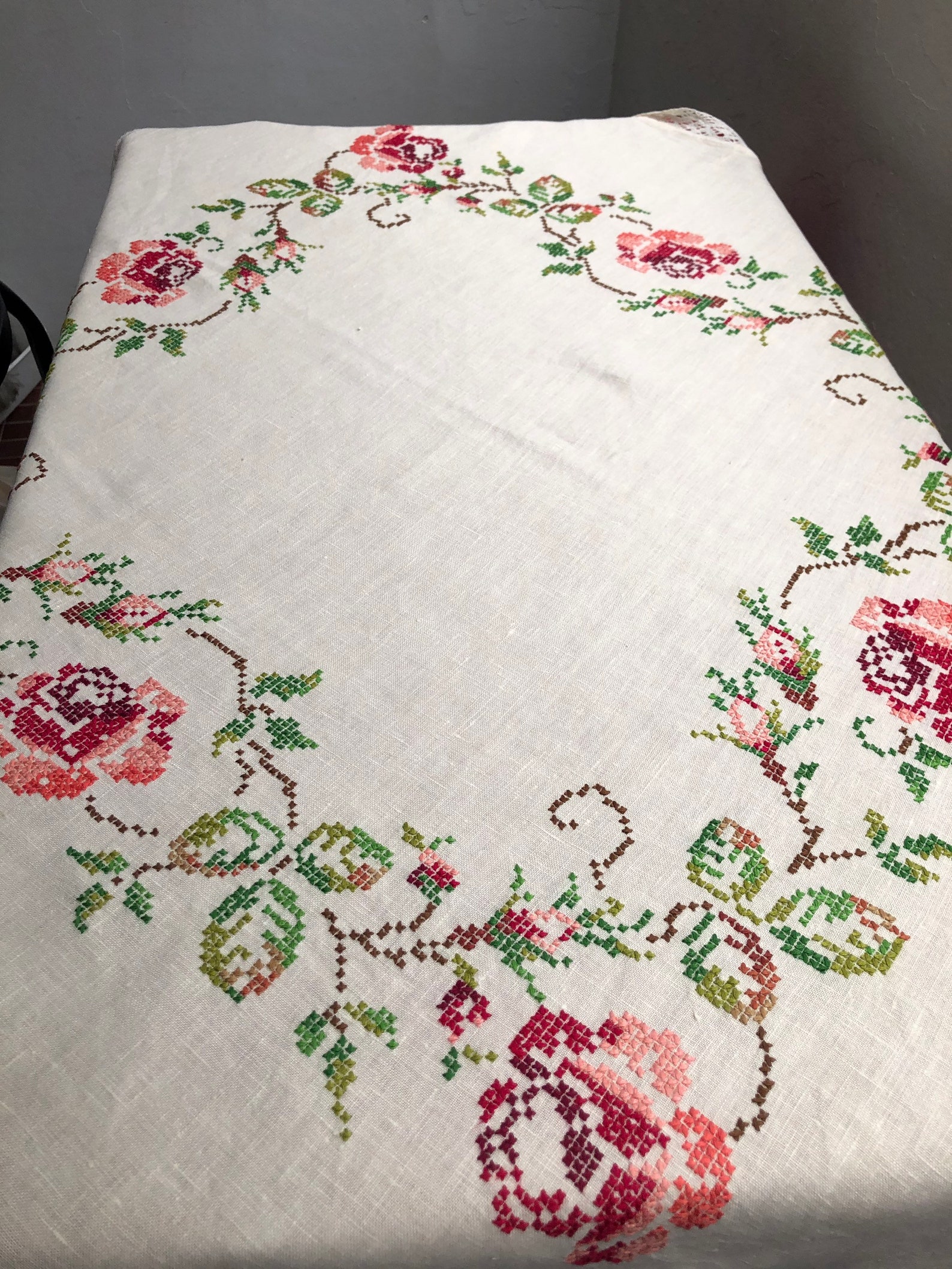 Vintage tablecloth Antique tablecloth Handmade cross stitch | Etsy