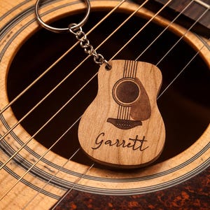 Personalized Acoustic Guitar Keychain with Custom Name, Music Lover Gift, Wooden Keepsake, Guitarists & Musicians