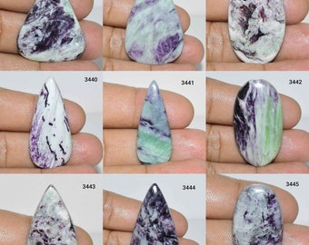 Maravilloso cabujón Kammererita , Piedra preciosa de Kammererita natural, Joyería de uso de kammererita kammererita , Caujón de kammererita polaca hecha a mano,