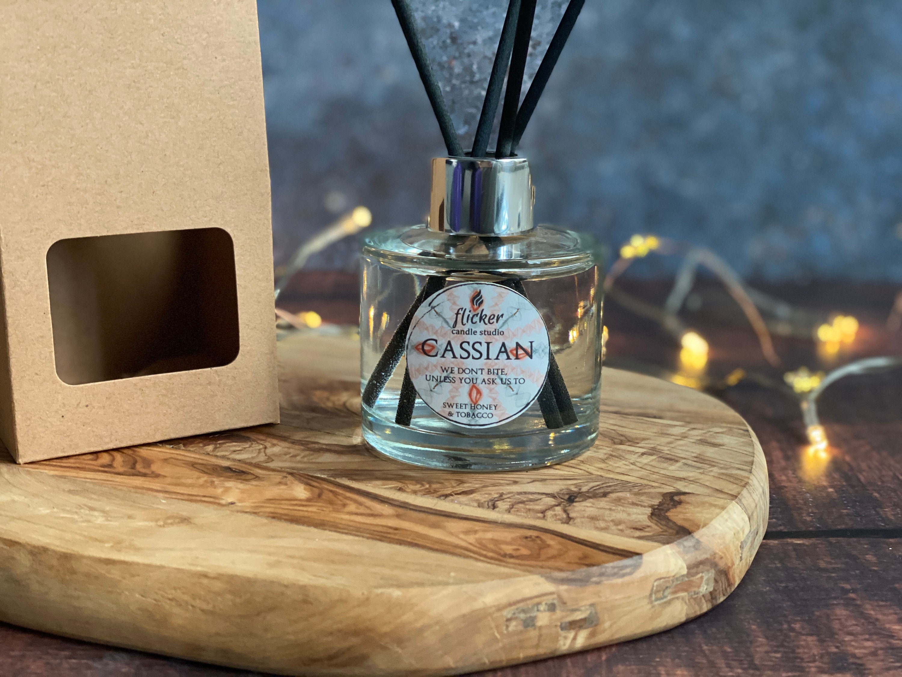 カシアン | 茨と薔薇の宮廷 サラ・J・マース 100ml ディフューザー