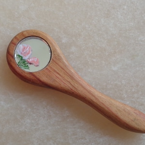 Hand Painted Miniature Doll Mirror, Tiny Wooden Doll Mirror, Hand cut little Tulipwood mirror, tiny doll accessory, miniature wooden mirror