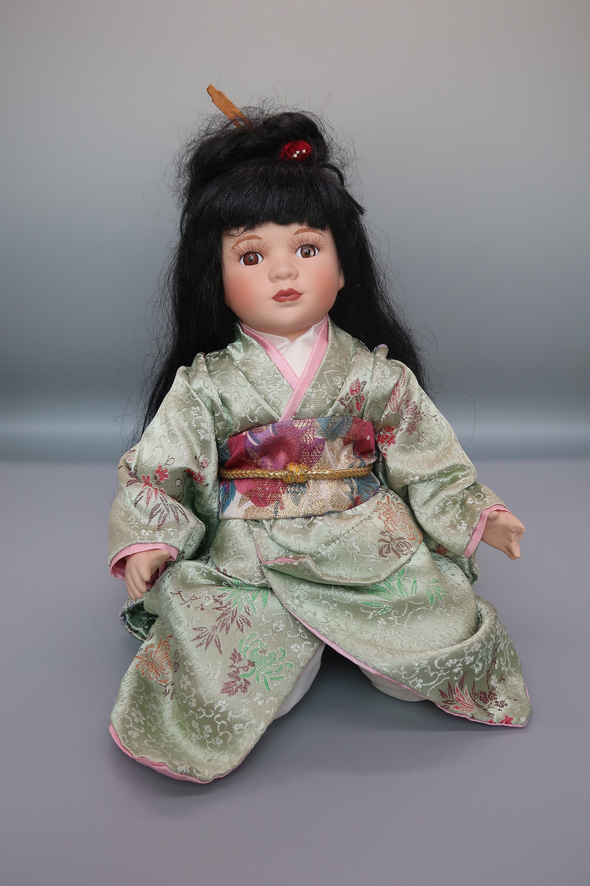 レア DOLLSSAN Haunted Doll Spirit Doll Spirit Vessel 