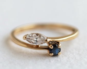 Bague Toi et Moi vintage en or jaune 9 carats avec saphirs et CZ - Taille UE 16