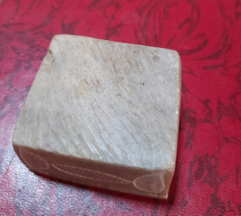 Vintage soap stone box with white leaf detail collectible image 5
