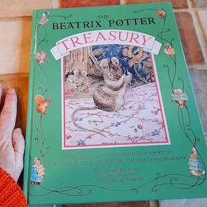 Vintage 1993 The Beatrix Potter treasury book, collectable, gift.