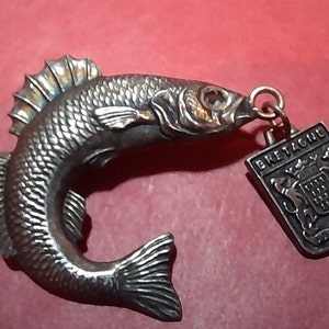 Wonderful vintage little fish brooch, french, collectable, gift
