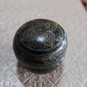 Maceta vintage en miniatura de papel maché con coleccionable, regalo