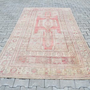 5x10 Area Rug,5x10 Faded Rug,5x10 Handmade Rug,5x10 Vintage Rug,5x10 Turkish Rug,Oushak Vintage Rug,Neutral Wool Rug,Soft Pale Rug,A-1489