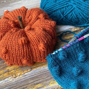 Knitting Pattern - Bobbled Pumpkin 15cm