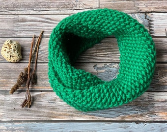 Spilled Rice Neck Warmer - Juicy Green