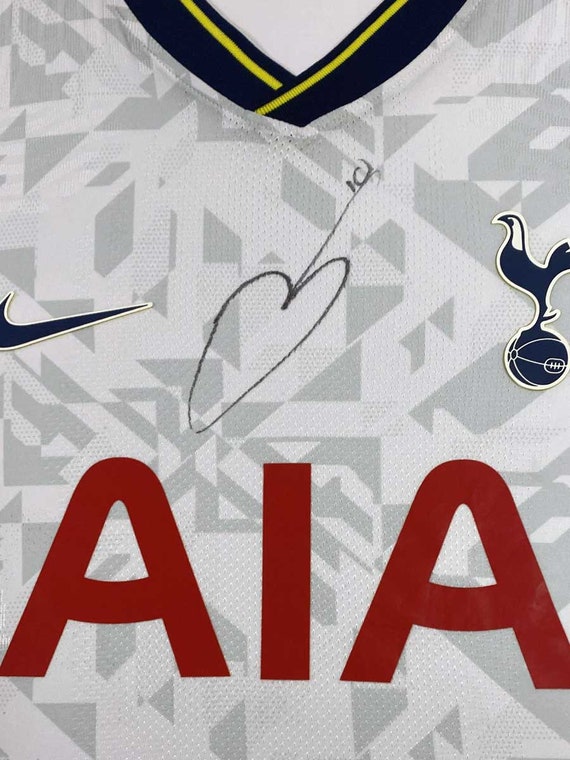 Harry Kane Tottenham Hotspur Signed and Framed Shirt