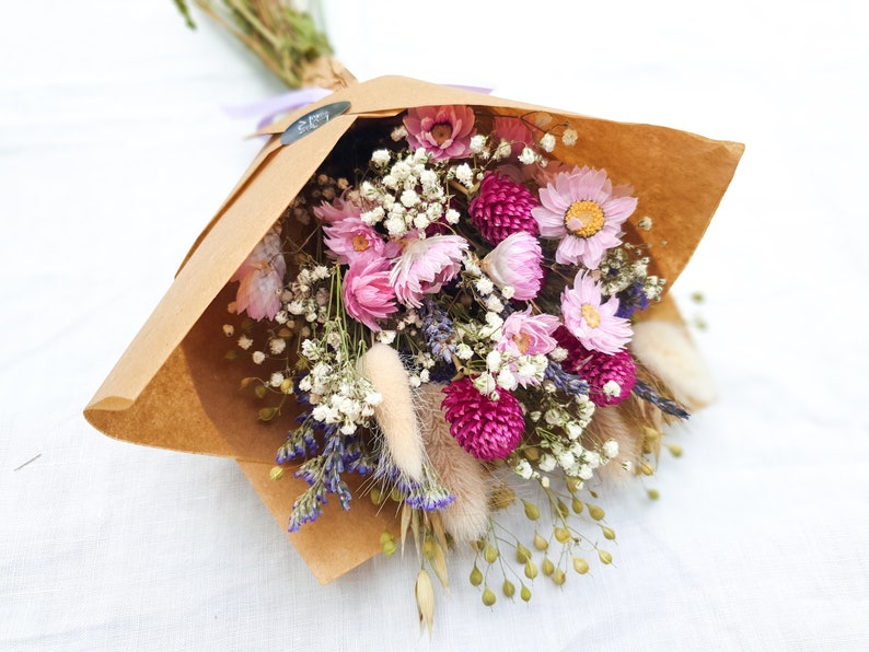 Dried flower bouquet Pink, with Clove flowers, English Lavender & Lagurus Bunny Tails, Wildflower Meadow image 3