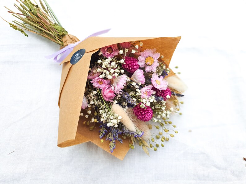 Dried flower bouquet Pink, with Clove flowers, English Lavender & Lagurus Bunny Tails, Wildflower Meadow image 2