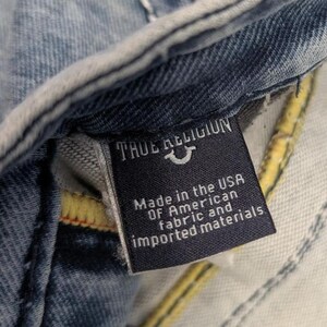 Jeans True Religion de corte cónico, de mezclilla azul lavada, estilo años 20 imagen 6