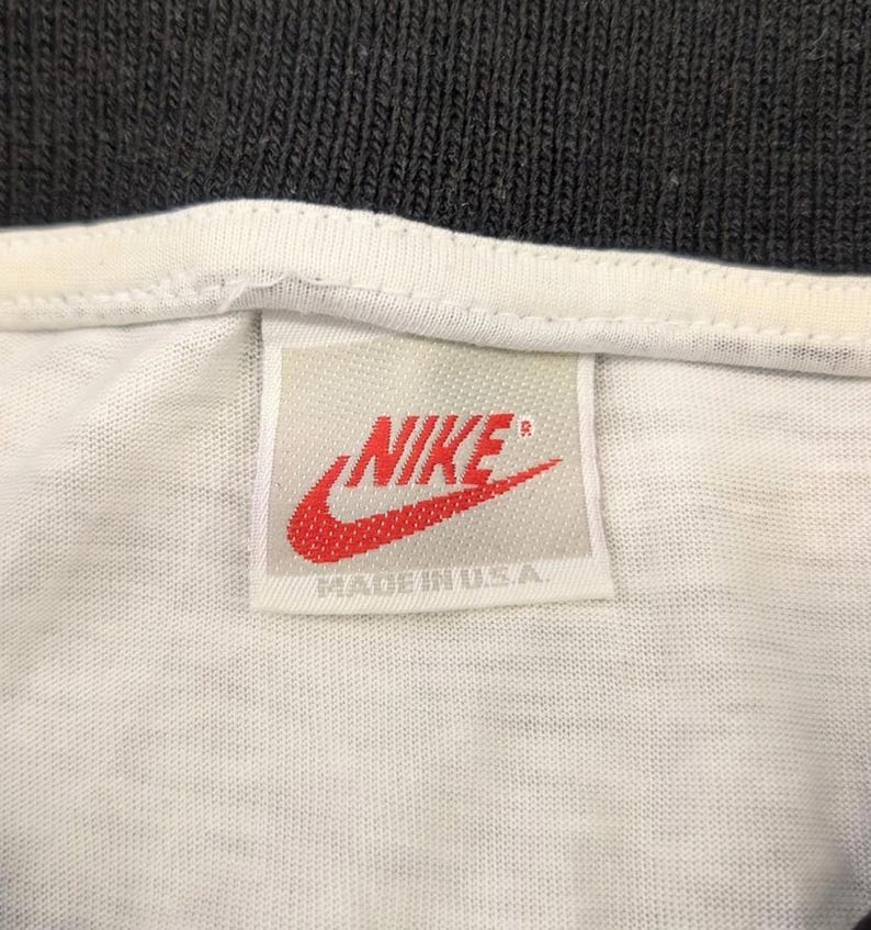 Rara polo da tennis vintage anni '90 di Andre Agassi Nike Boot immagine 3