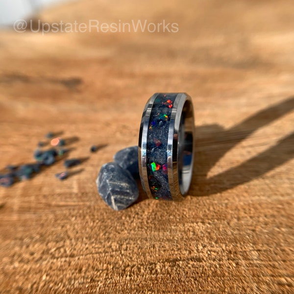 Montana Mens Wedding Band - Etsy