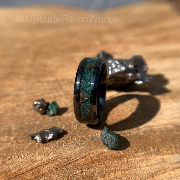 Genuine Emerald ring, Meteorite fragment, crystal, gemstone ring,  wedding ring, promise ring, Anniversary ring, engagement ring, 6mm, 8mm