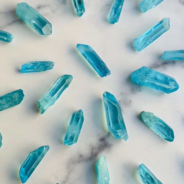 Blue Aura Quartz Point, Crystal Healing, Meditation Tool, Jewelry Making, Crystal Jewelry, Gift