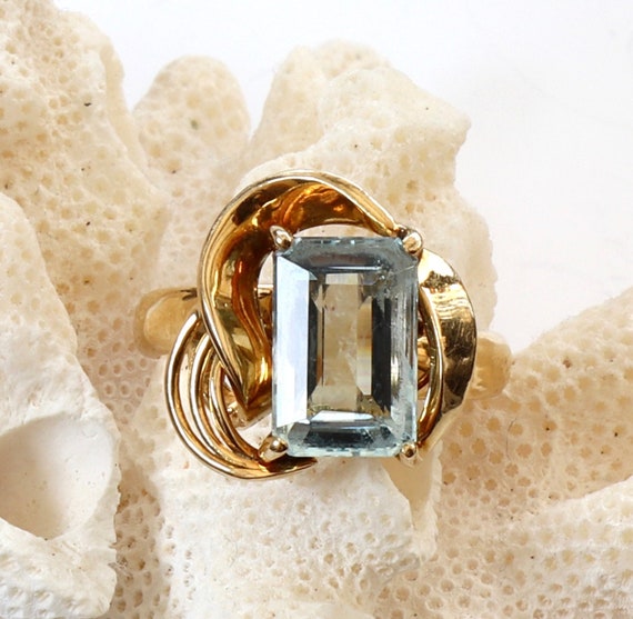 Mid-Century Aquamarine Ring