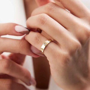 cartier love pinky ring