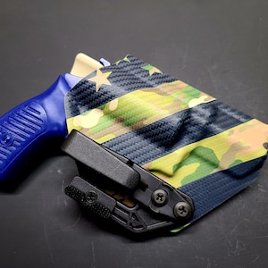 Ruger SP101 2.25&quot; IWB Holster - CUSTOM Camo Flag on Carbon Fiber