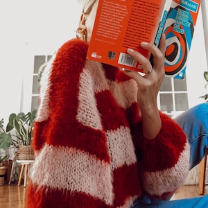 Hand knitted Fluffy Mohair Sweater Stripe Wool Sweater Bridal Sweater Knitted Jumper Mohair Jumper Red Pink Wool Chunky Oversized Xmas