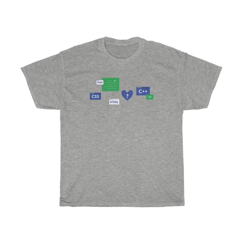K&ouml;nnte beinhalten: Ein heidefarbenes T-Shirt mit einer Grafik verschiedener Programmiersprachen, darunter PHP, CSS, HTML und C++. Die Grafik enth&auml;lt auch ein blaues Herz mit einem Fragezeichen darin.