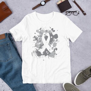 Brain Cancer Ribbon Splat – Short-Sleeve Unisex T-Shirt