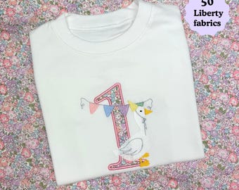 Camiseta de cumpleaños de Goose Liberty of London / Camiseta de cumpleaños personalizada / Un cumpleaños de Silly Goose