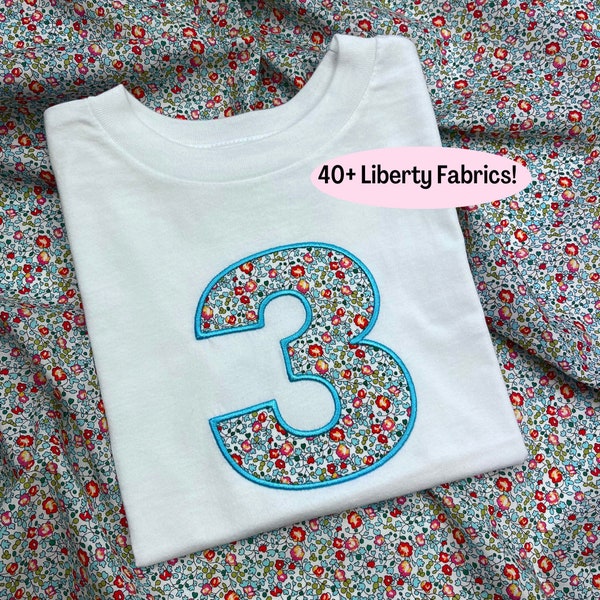 T-shirt d'anniversaire enfant Liberty | -shirt numéro Liberty of London | T-shirt personnalisé anniversaire/numéro | Tenue de fête pour enfants