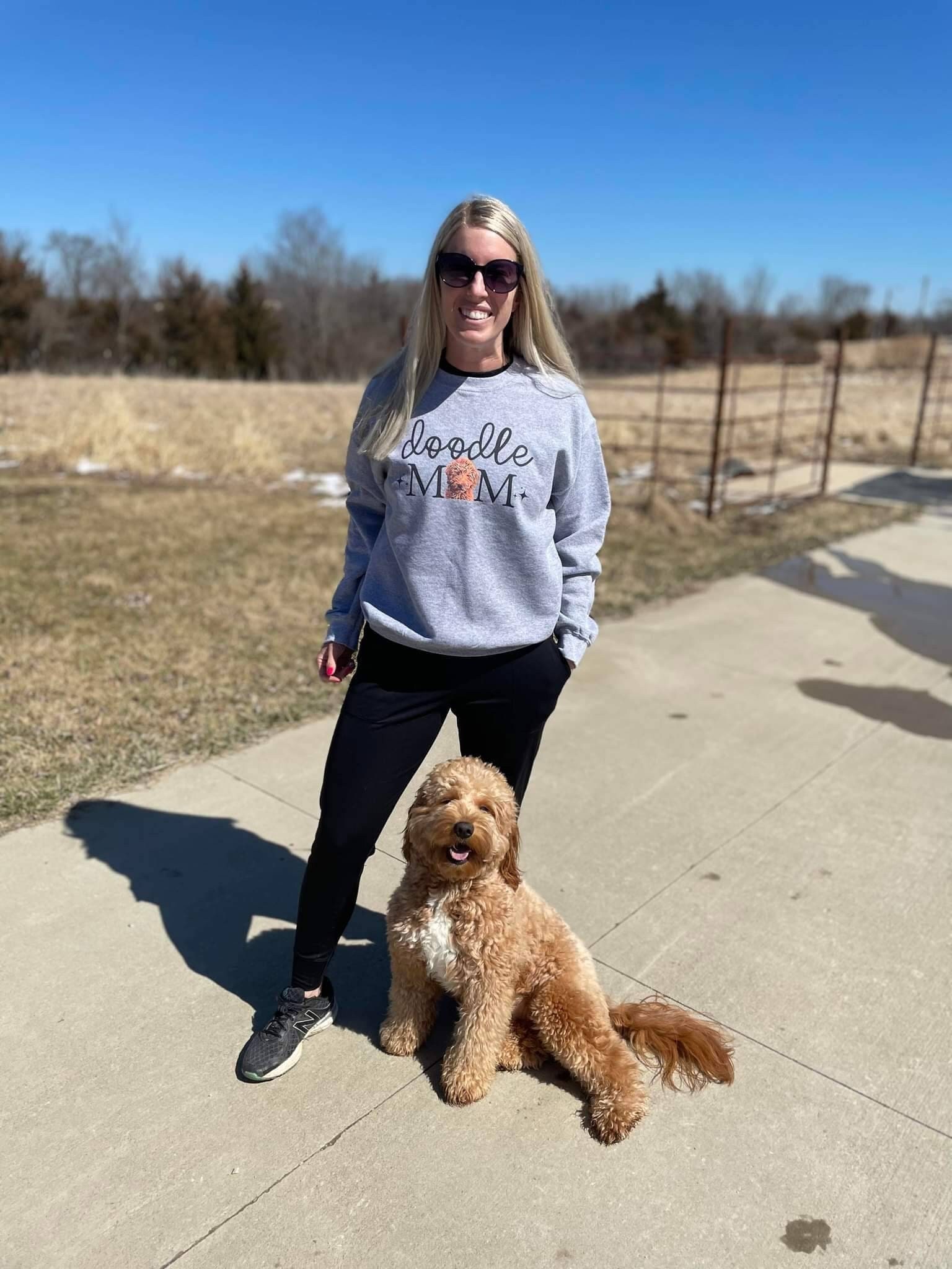  Mini Golden Doodle Shoes Dog Must Haves Mini Goldendoodle  Pullover Hoodie : Clothing, Shoes & Jewelry