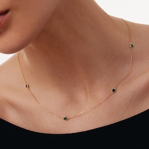 14K Solid Gold Emerald Station Necklace | Dainty May Birthstone Necklace for Women | Bezel Gemstone Necklace | 14K Real Gold Emerald Jewelry