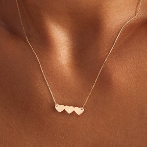 Drei Herzen Halskette aus 585er Gold für Frauen - Dreifach Herz Anhänger Halskette - Herz Anhänger Halskette - Herz Schmuck - Minimale Halskette