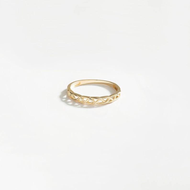 14k Solid Gold Braid Ring: Stackable Braided Band image 5