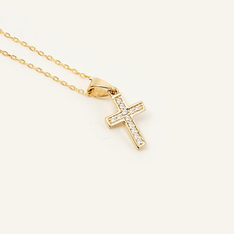 cross religious diamondnecklace