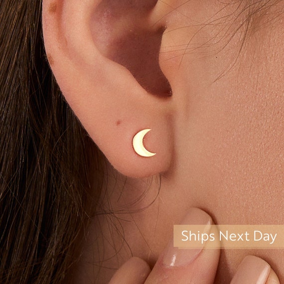 Medium Crescent Moon Stud Earrings | 18Kt Solid Gold – Shop Lune Global  Private Limited