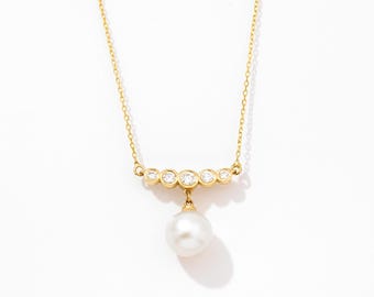 Pearl Necklace in 14K Solid Gold | Five-Stone Necklace | Bezel-Set Necklace | Perfect Gift for Her
