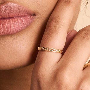 14k Solid Gold Braid Ring: Stackable Braided Band image 3