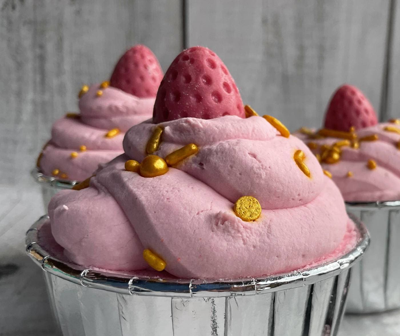 Chocolate Strawberries Bathbomb Bubble Bar Bath Bomb Cupcake Etsy