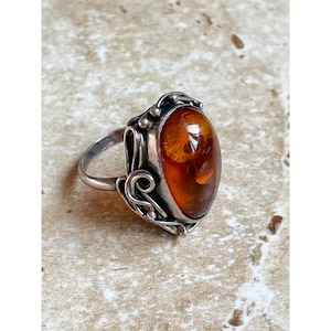 Vintage Baltic amber ring