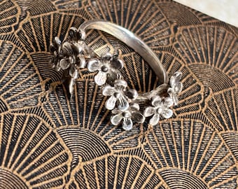 Vintage sterling silver natural botanic flower ring