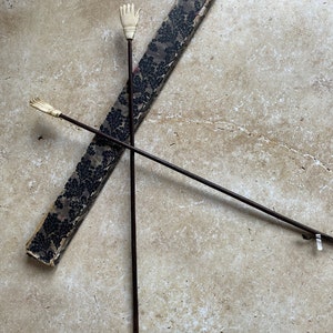 2 x antique wig / back scratchers
