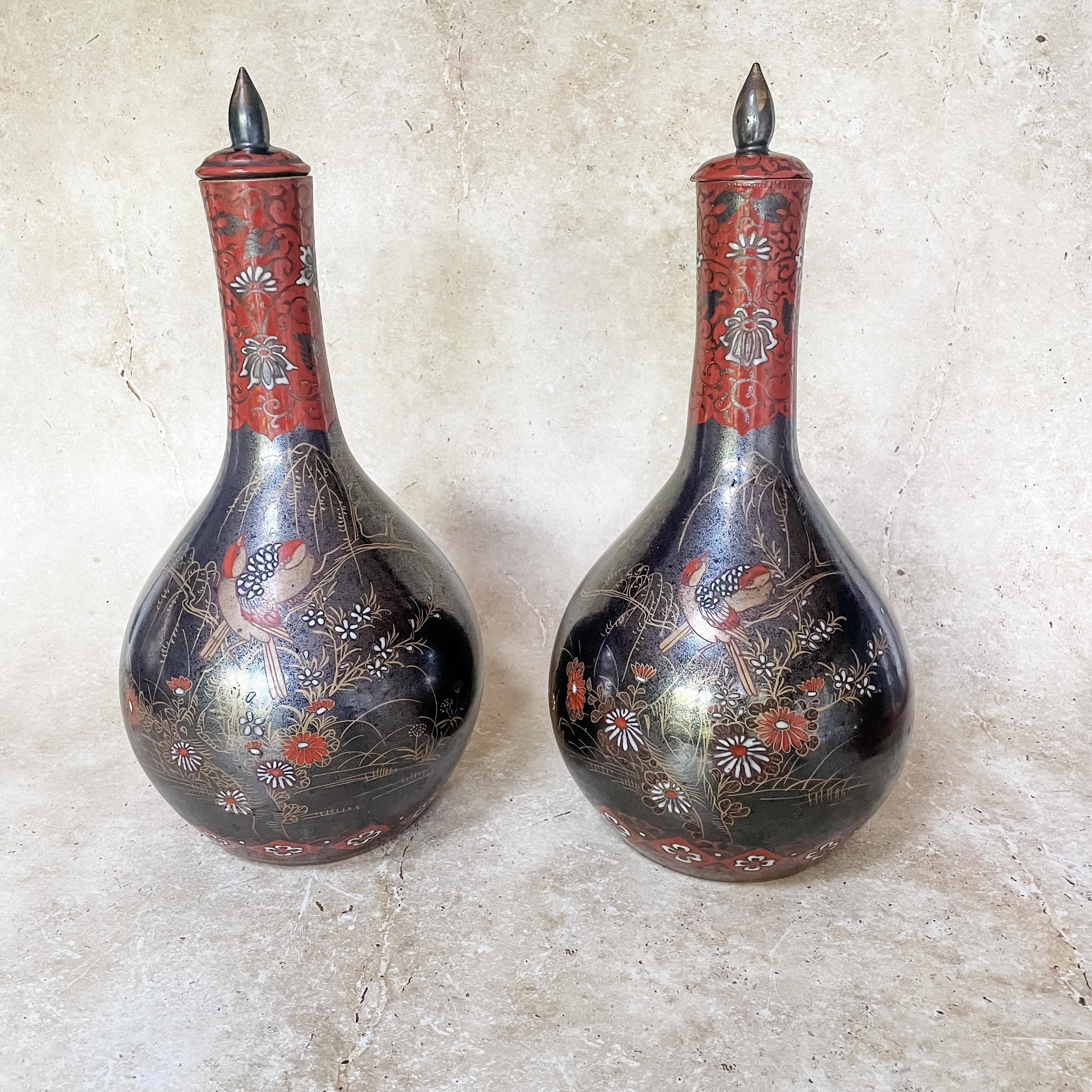 花瓶ペア 明治時代（1886-1912）の蓋付きアンティーク花瓶のペア - Etsy 日本