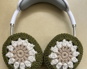 Crochet Sunflower AirPod Max Cover: Handmade Knitted Headphone Accessory