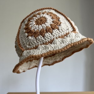 Crochet Flower Bucket Hat,Crochet Vintage Hat,Granny Square Fashion Hat,Bucket Hat Cute,Unisex Bucket hats,Flower Bucket Hat,Gift for her