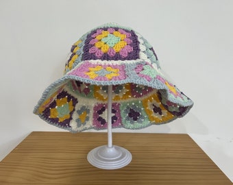 Cappello da pescatore quadrato della nonna fatto a mano all'uncinetto: filato ecologico